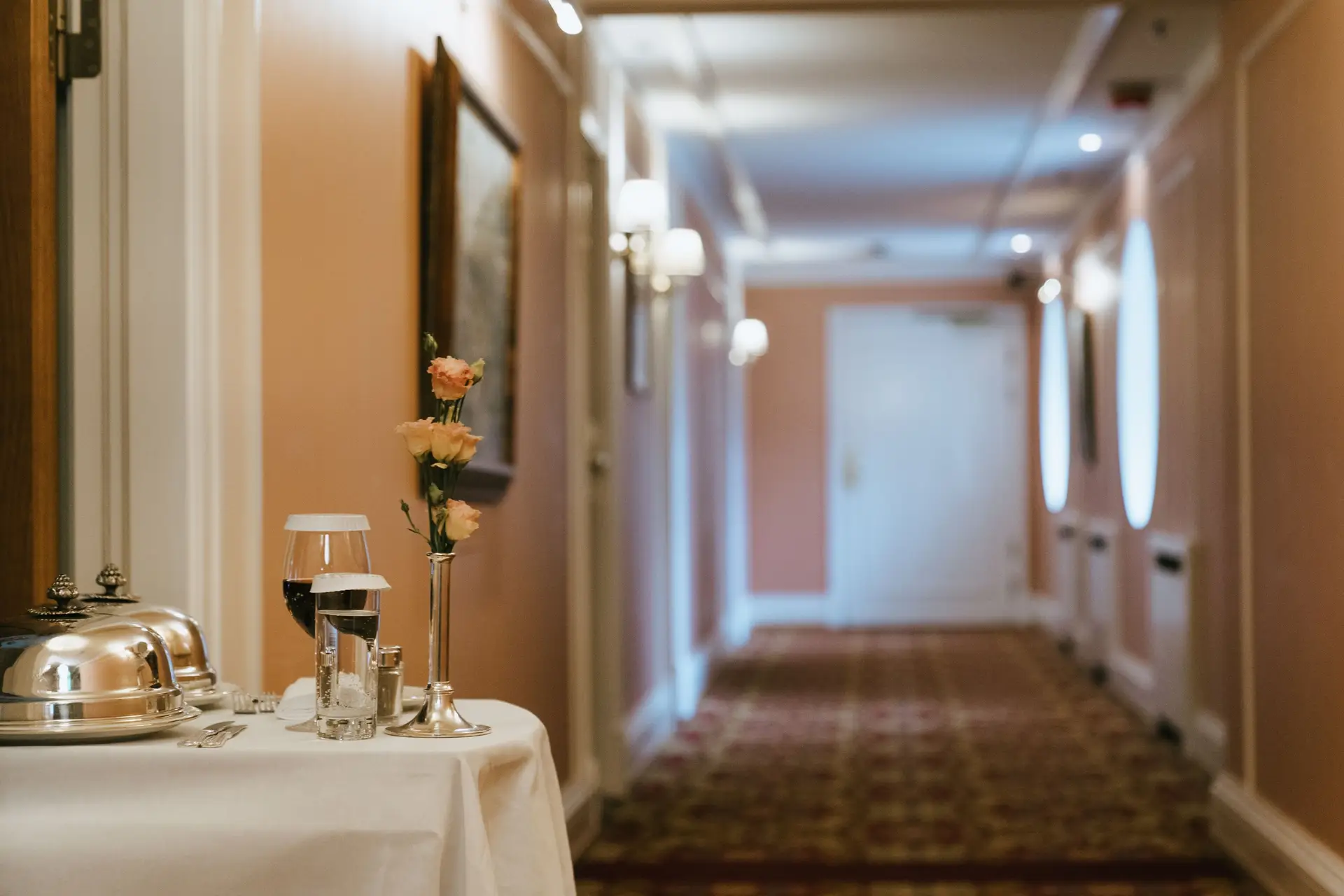 Ylellinen hotellihuone Helsingissä